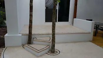 Pura Vida Cancun Guesthouse. Hotel
