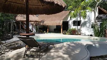 *** Hotel Pura Vida Cancun Guesthouse. Mexico